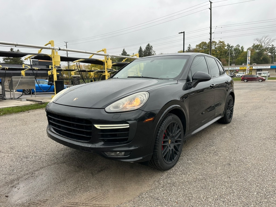 2016 Porsche Cayenne GTS